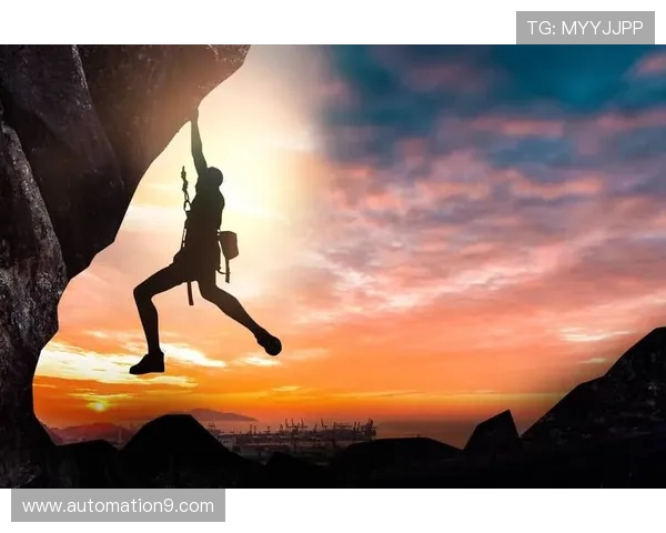 暗黑艺术中的自我觉醒：放冷水洗澡带来的心灵洗礼与身体挑战